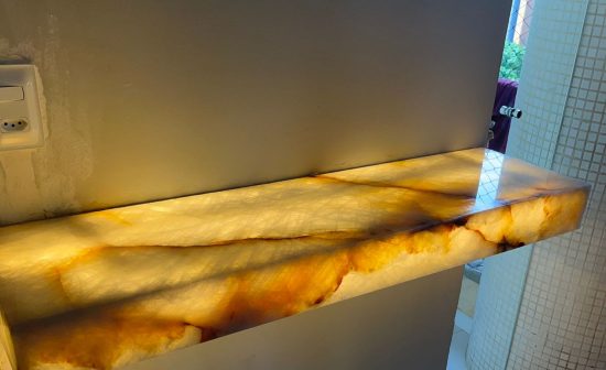 Bancada ilumina onix lucent, com led amarelo
